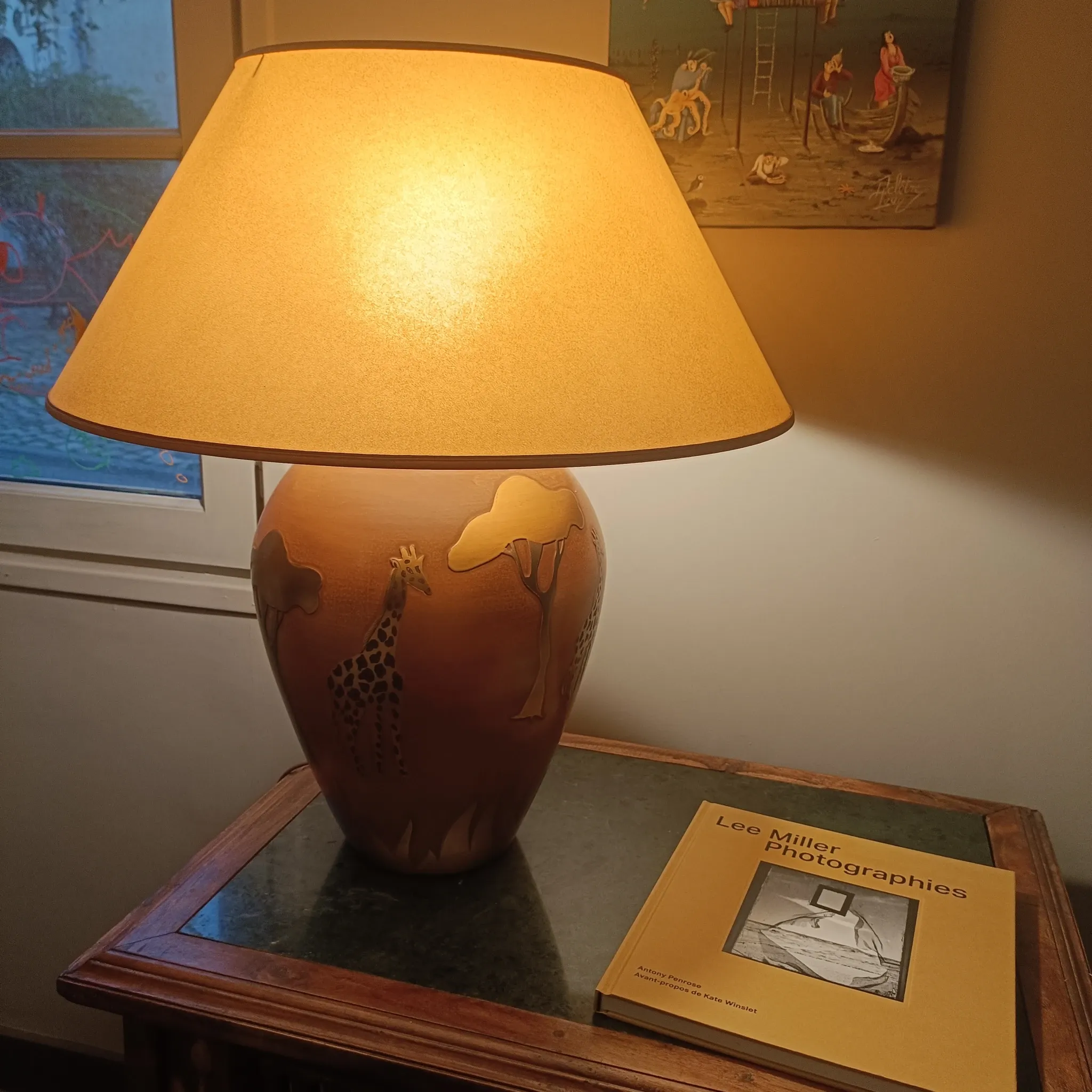 Large ceramic living room lamp