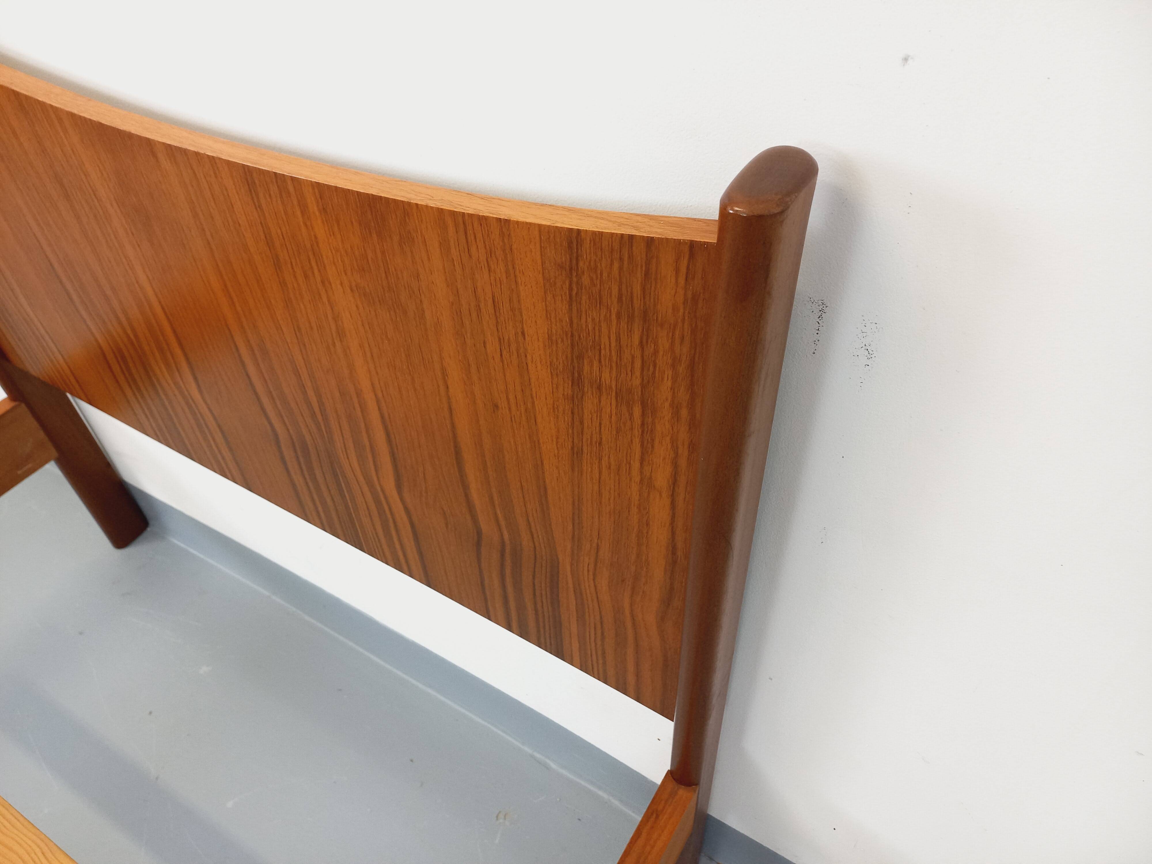 Light simple vintage Scandinavian style in teak from the 1960s.