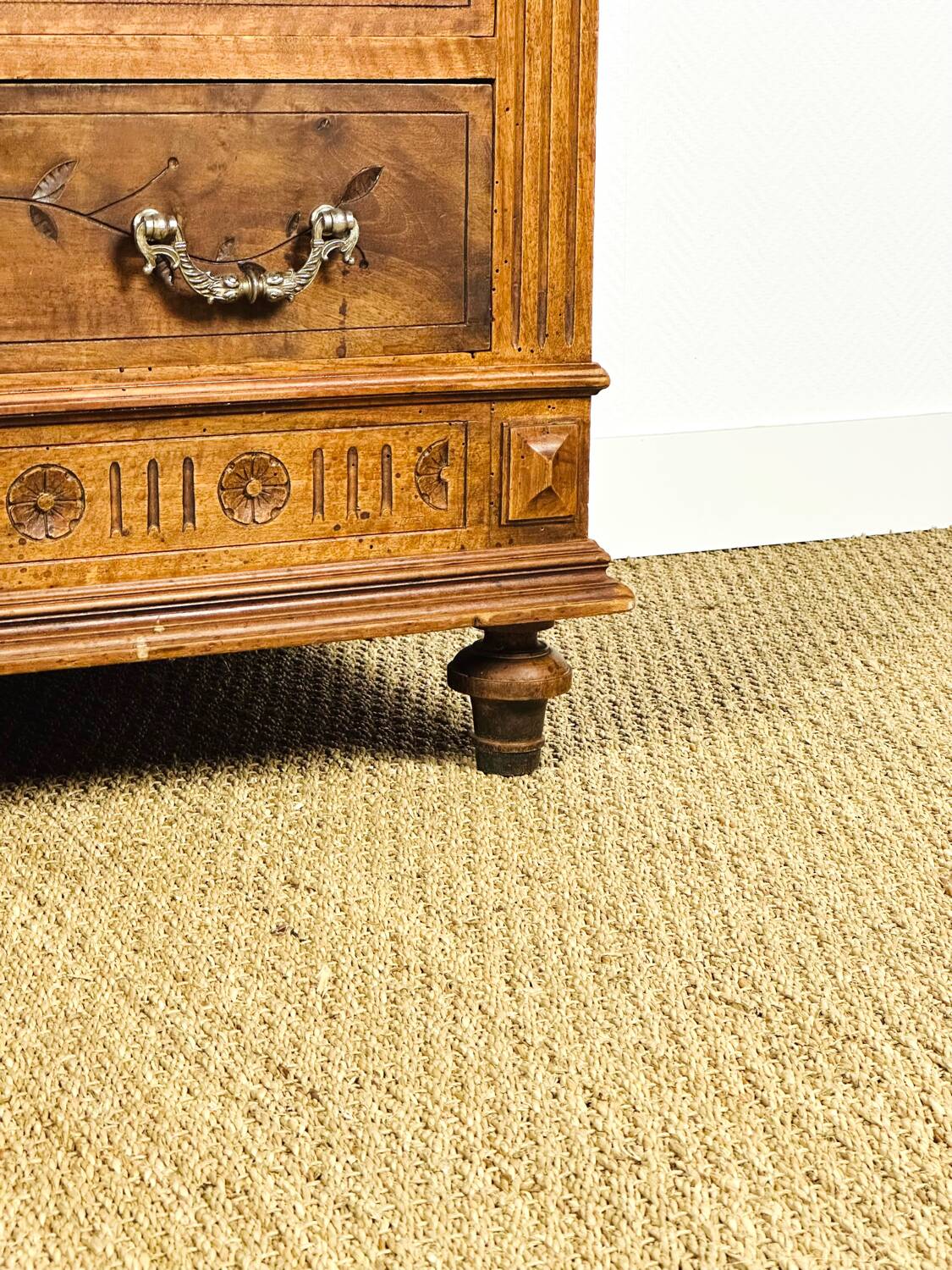 French Provencal chest of drawers