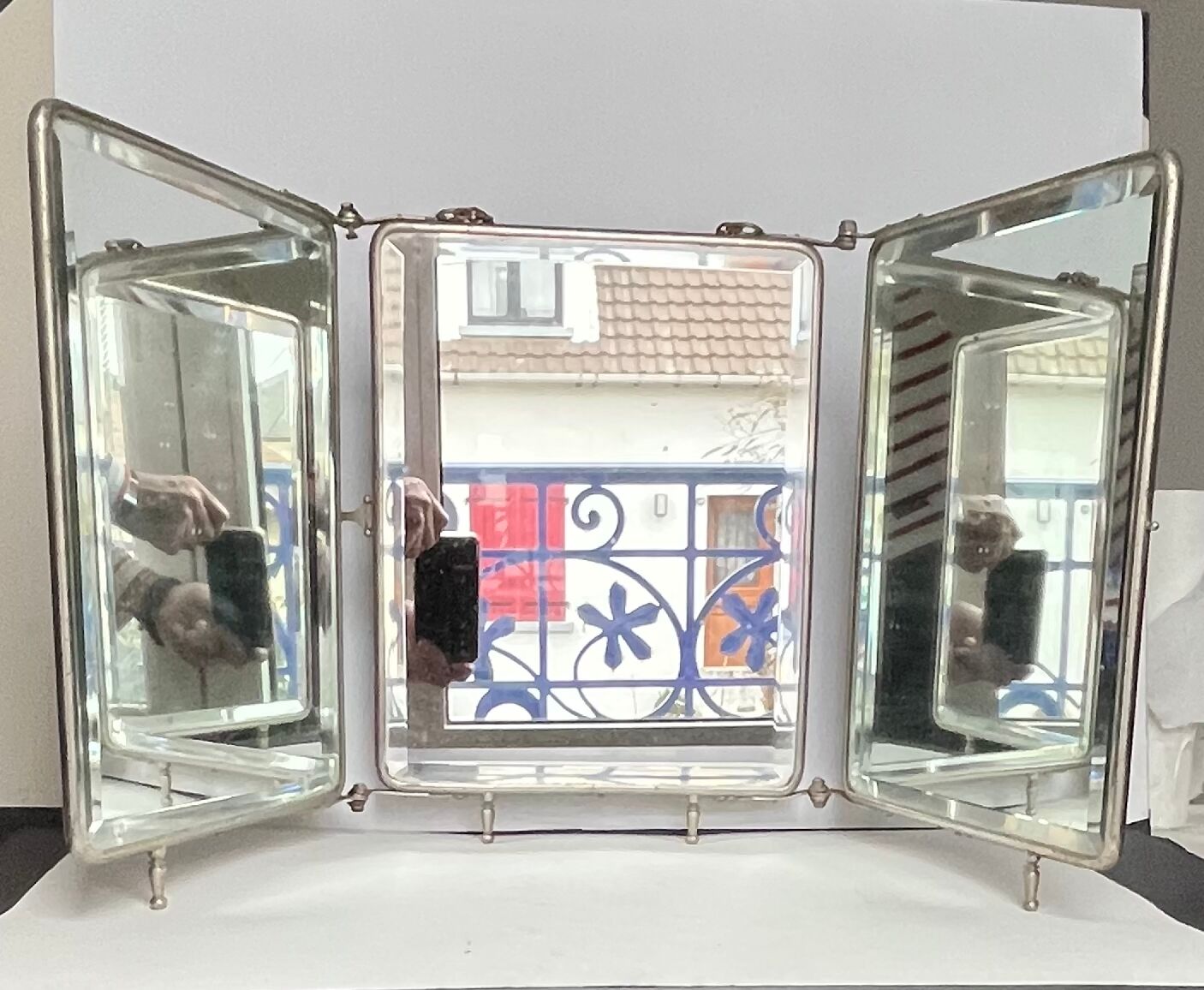 Triptych mirror or barber's mirror