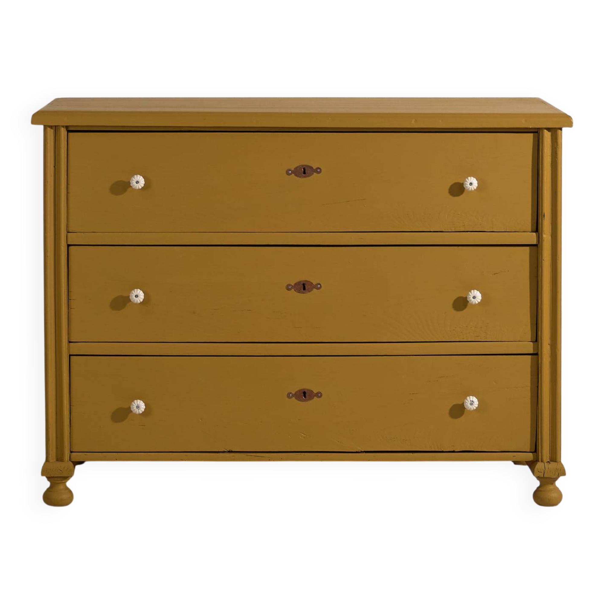 Antique mustard yellow chest of drawers (circa 1920)