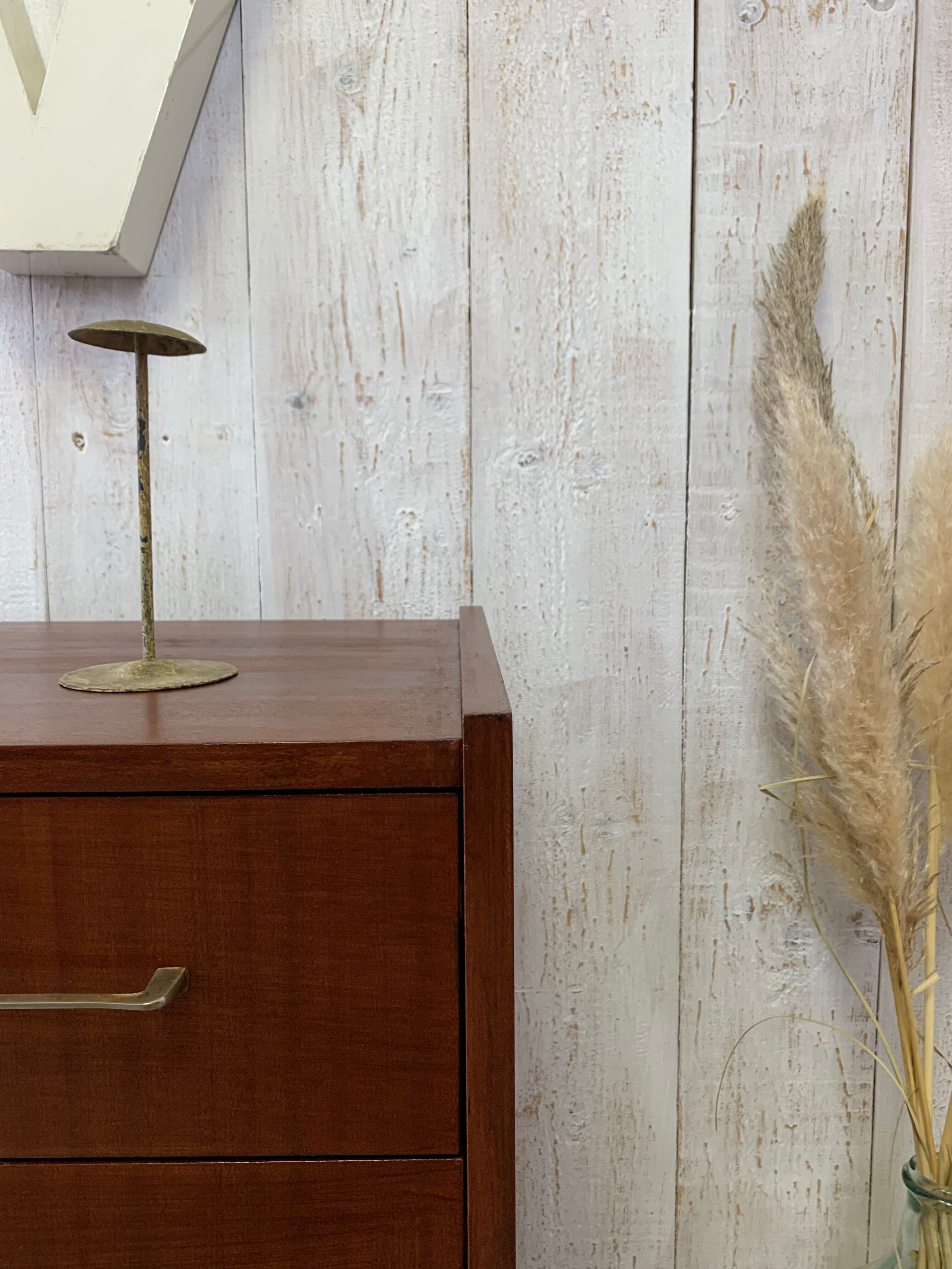 Commode vintage