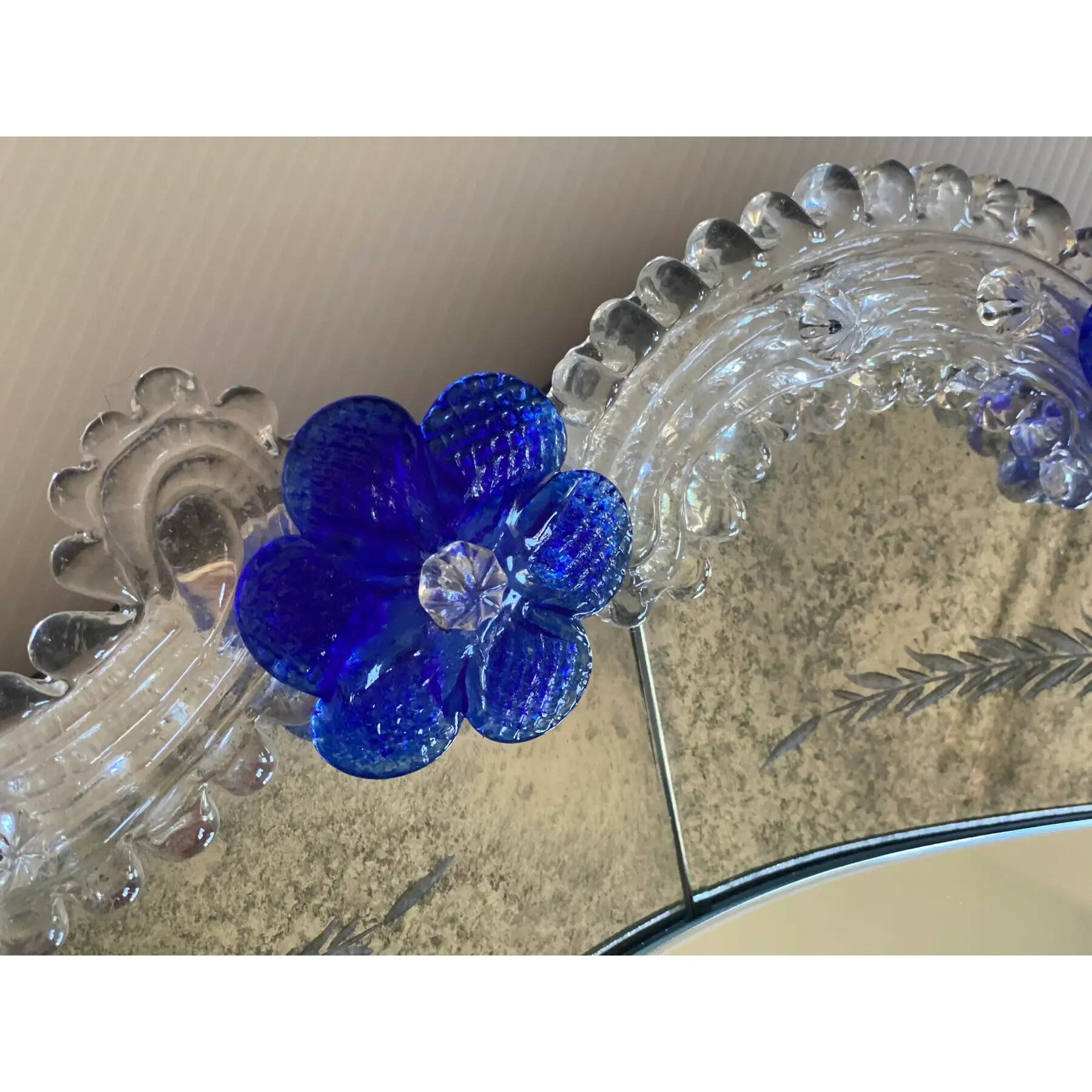 Hand-Carved Venetian Oval Mirror in Murano Glass Style, Early 21st Century