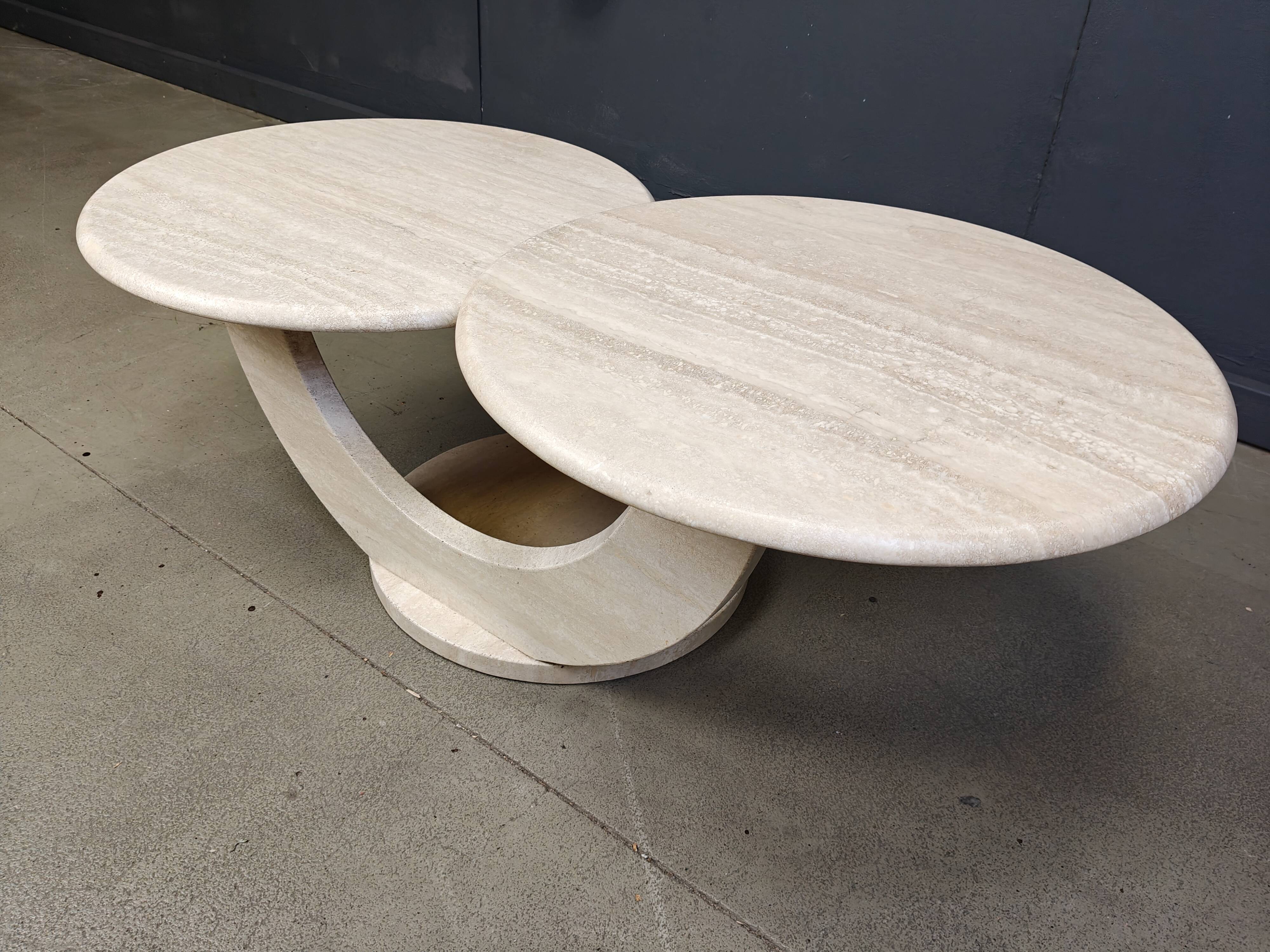 Table basse vintage à deux niveaux en travertin, années 1970