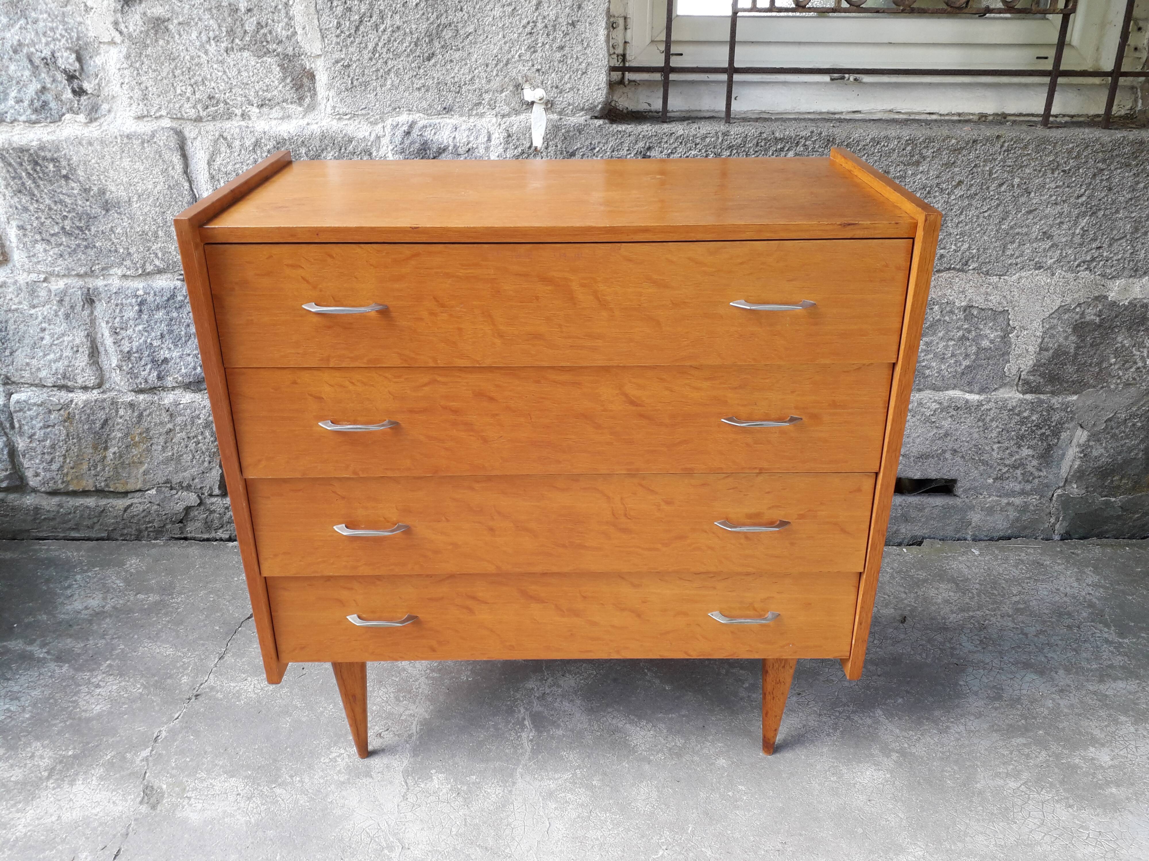 Vintage chest of drawers