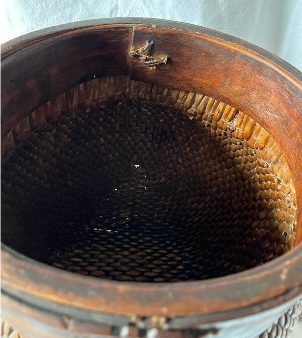 Early 20th century Chinese grain basket made of woven willow