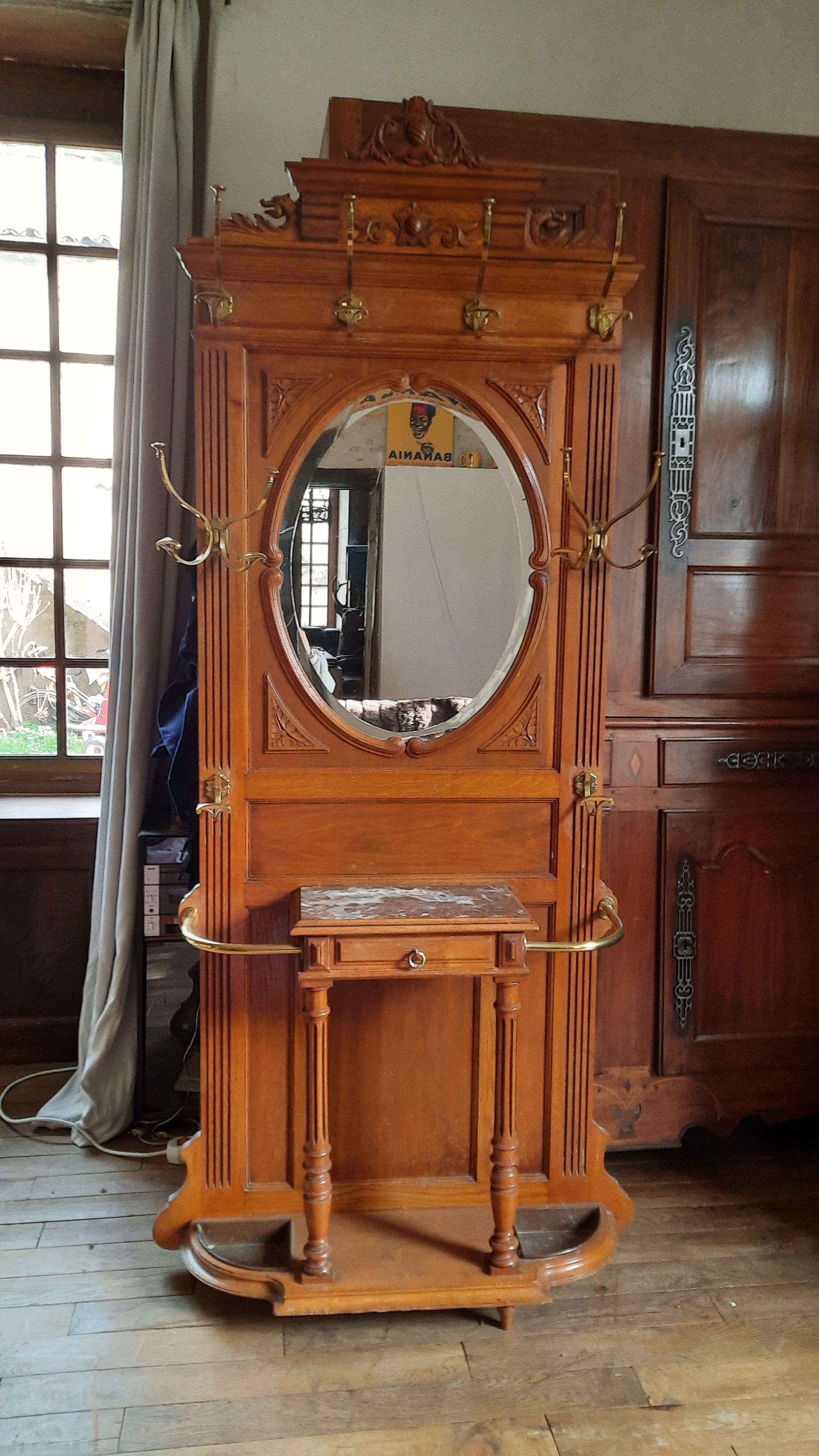 Coat rack art deco wardrobe