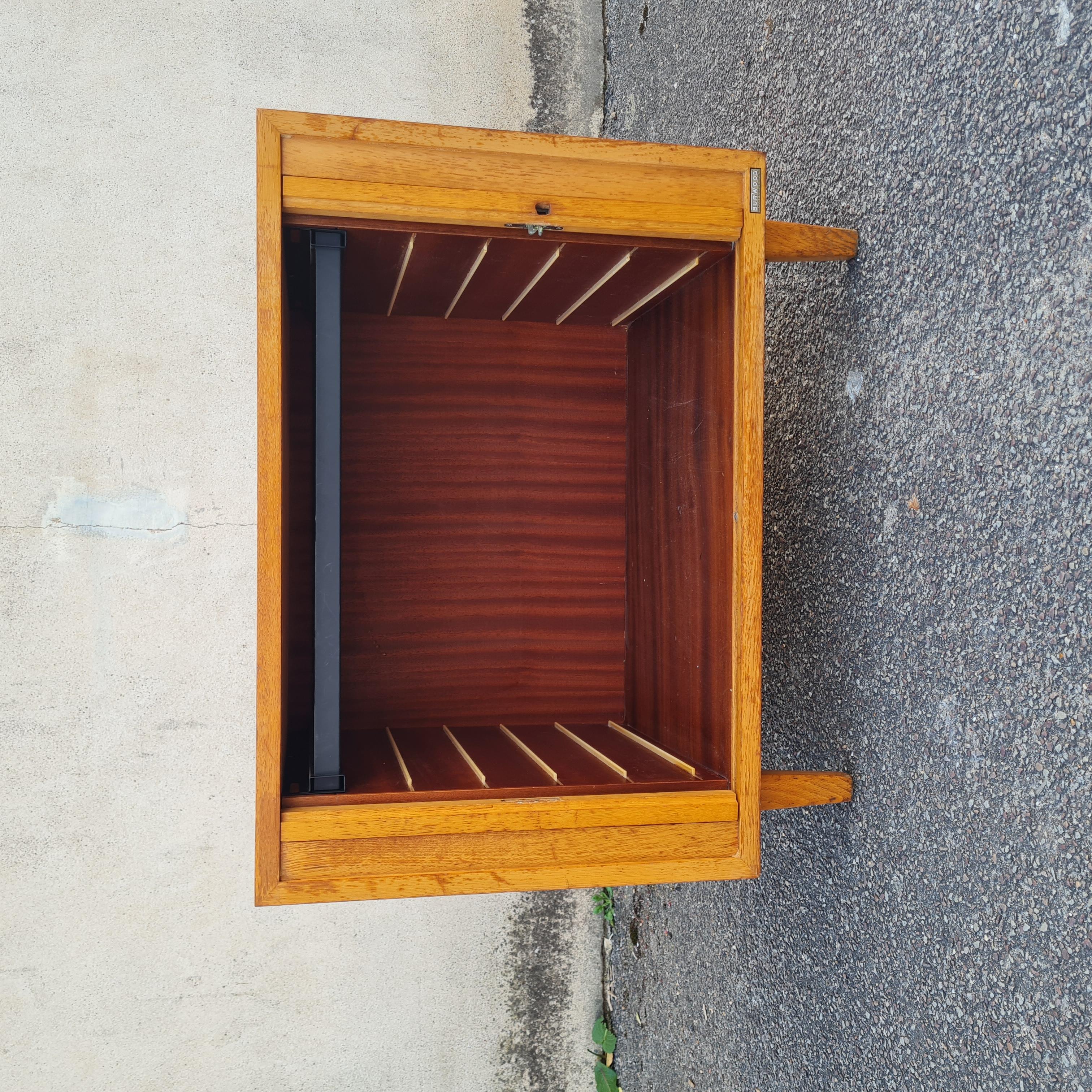 Burwood curtain buffet, 50s