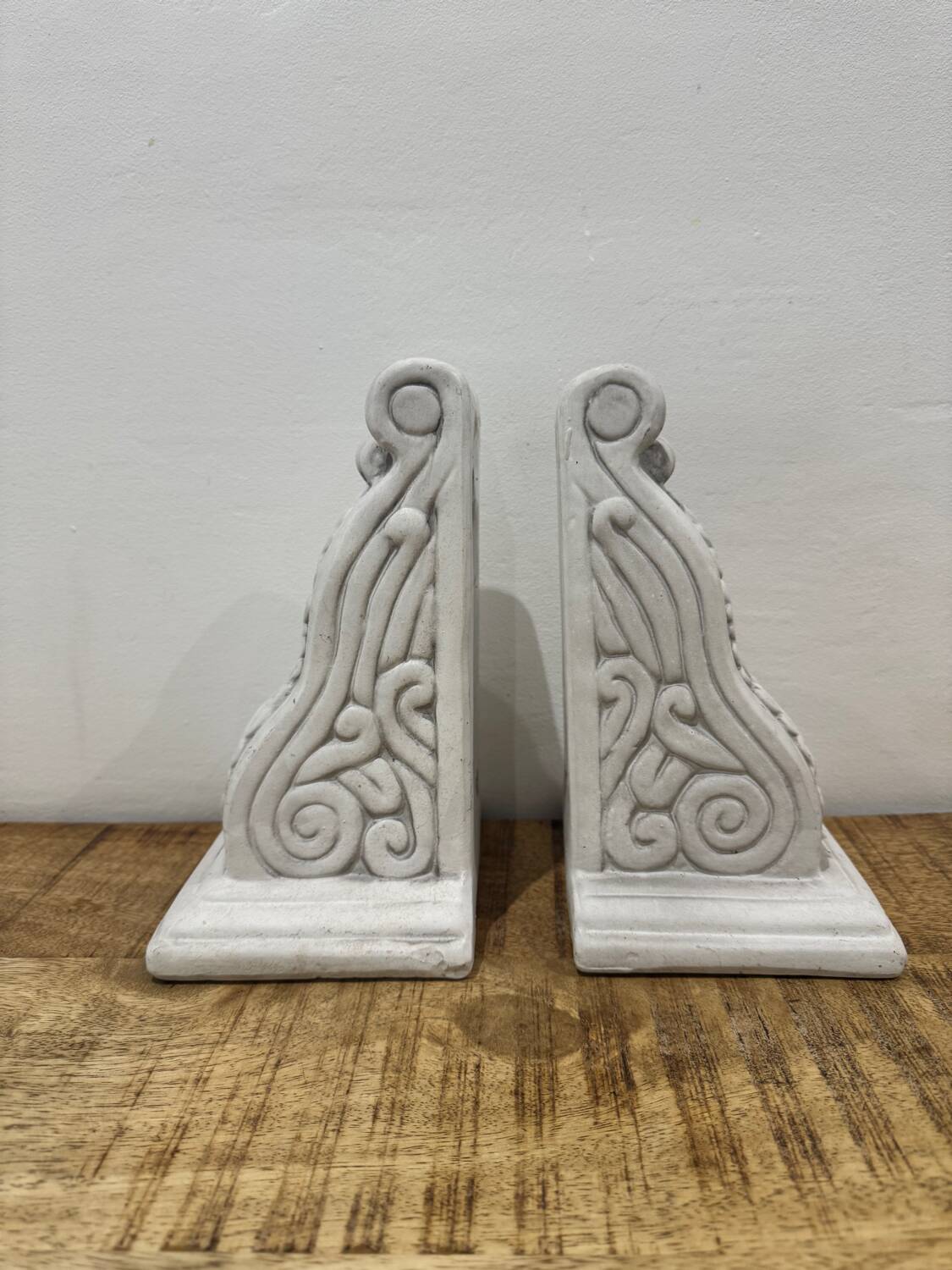 Lot of vintage bookends