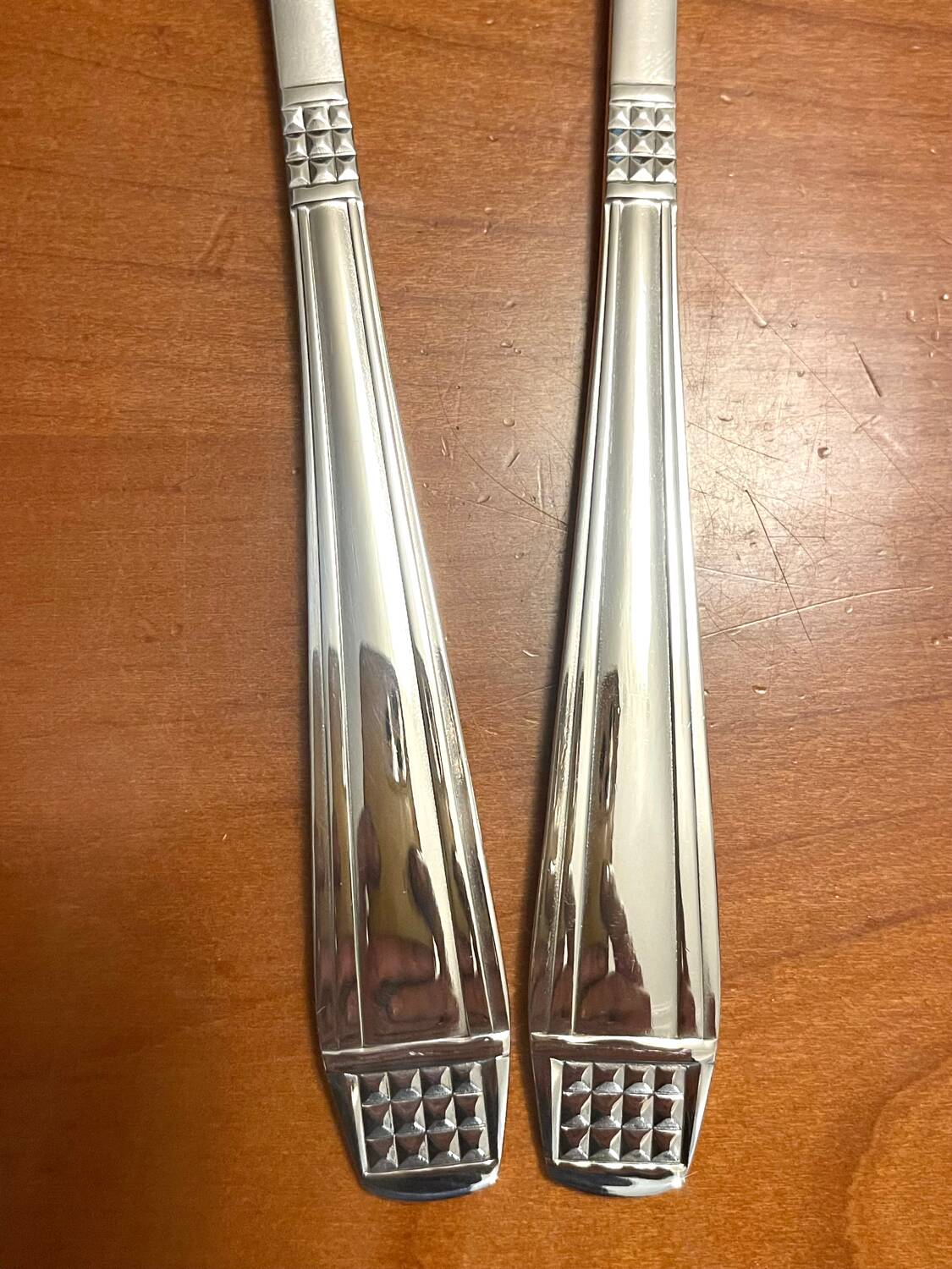 Christofle Alfenide, salad serving utensils in diamond model.