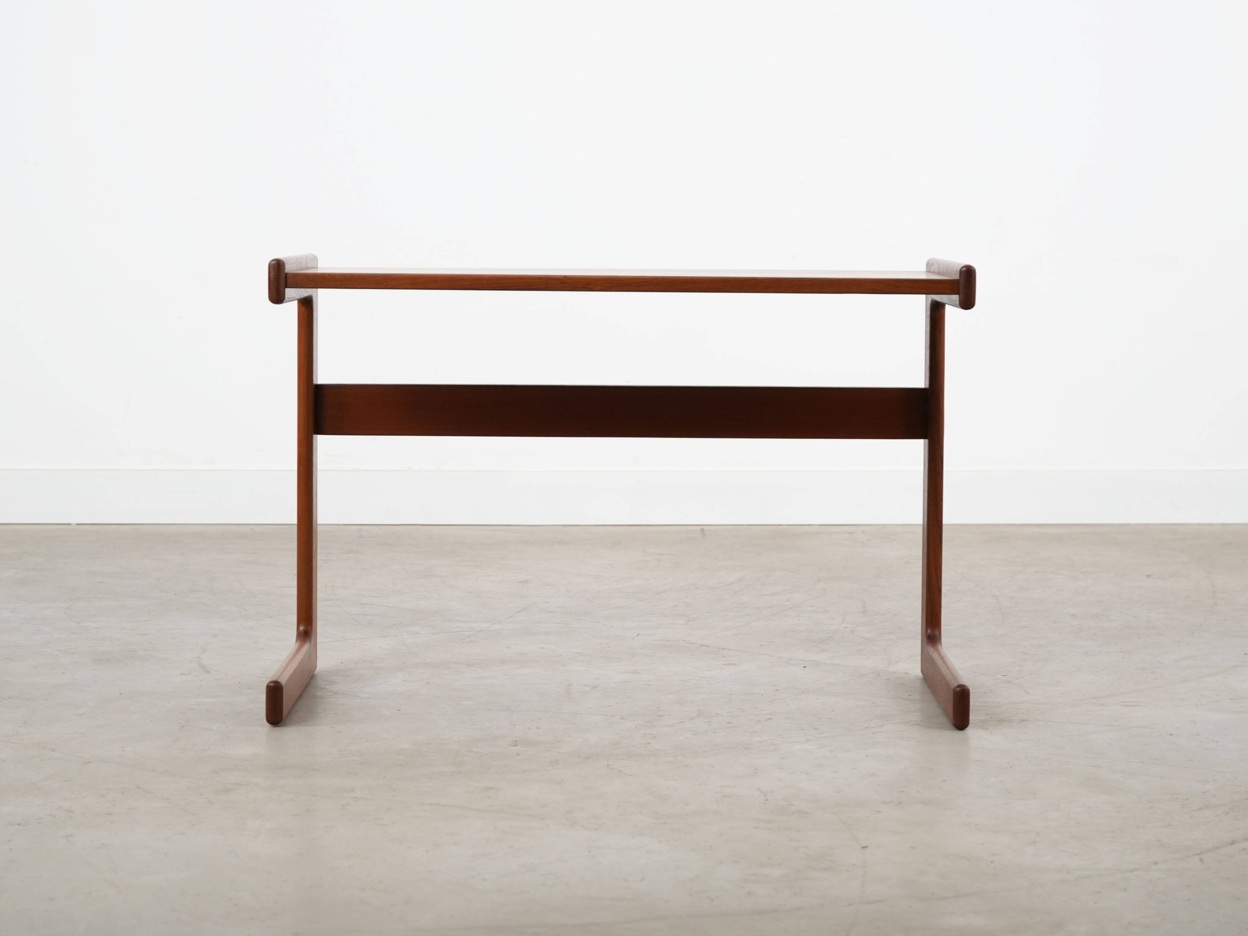 Teak coffee table, Danish design, 1970s, production: Denmark
