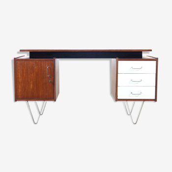 Dutch design desk by Cees Braakman for Pastoe