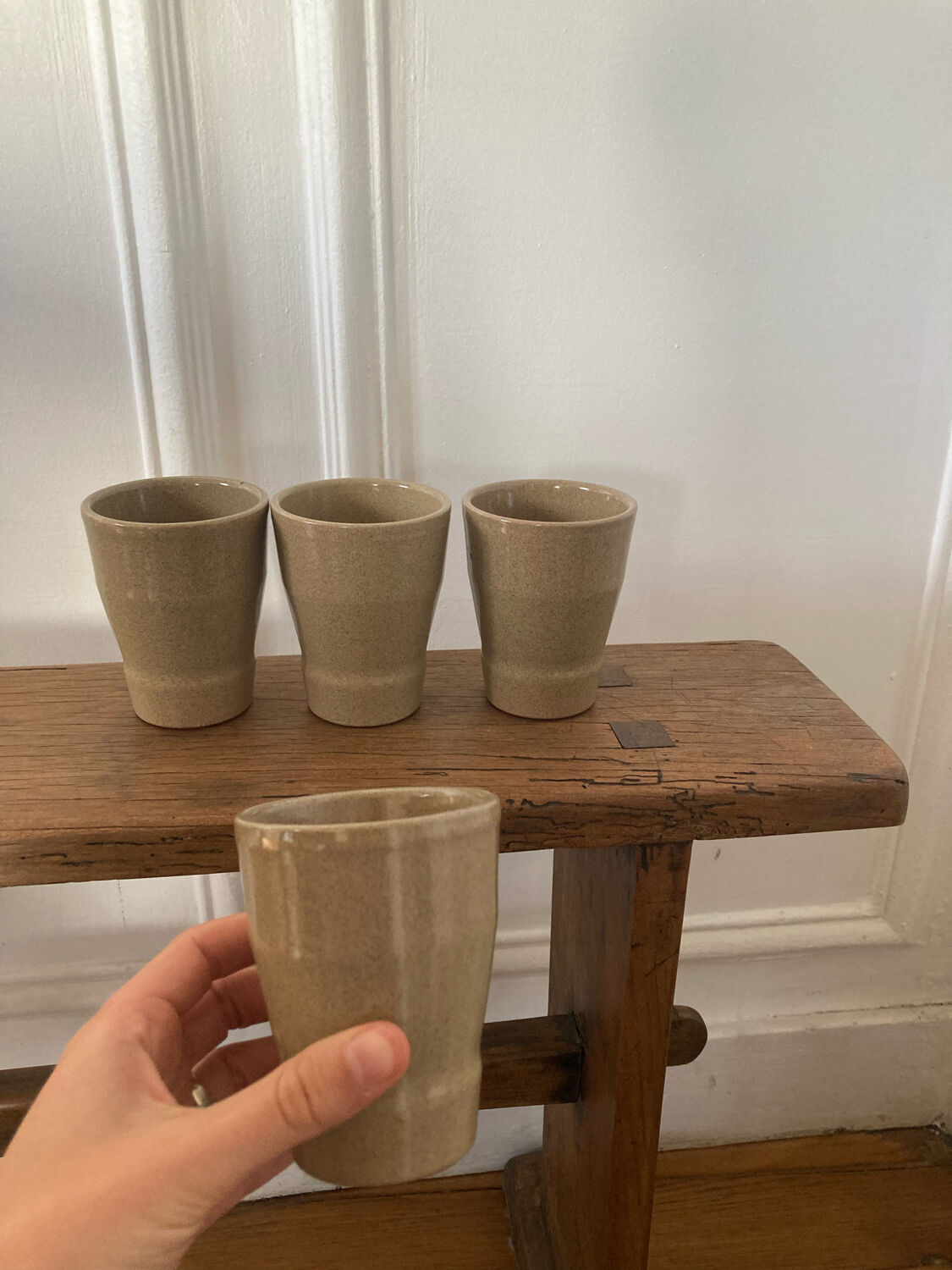 4 stoneware cups