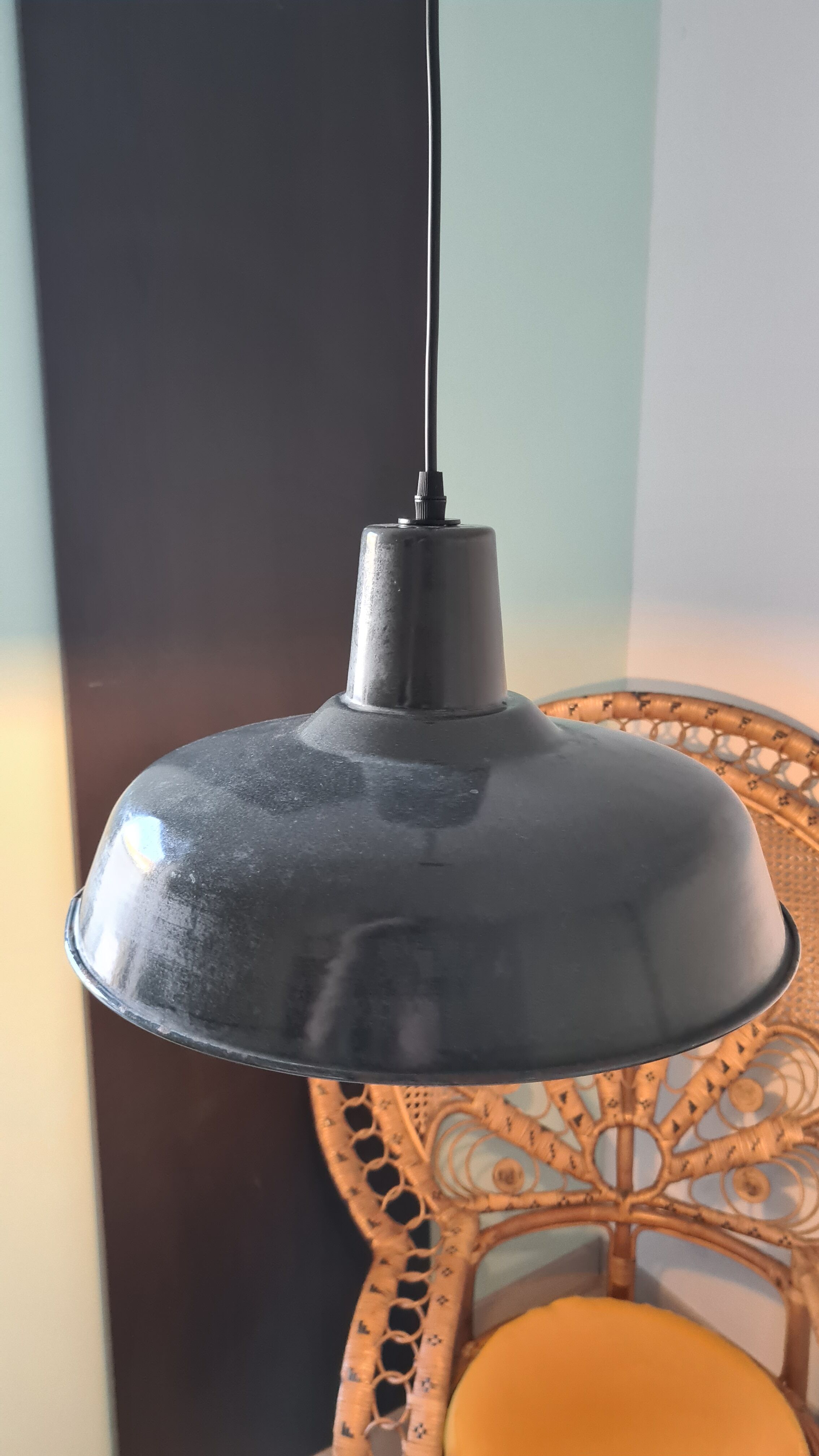 Vintage industrial suspension in enamelled sheet metal