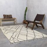 Moroccan Berber wool rug 234 x 140 cm