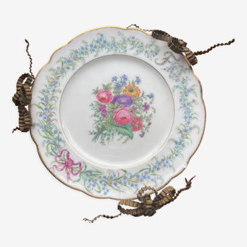 Assiette de collection Bathilde De Lupel 9 juin 1874 sur son support