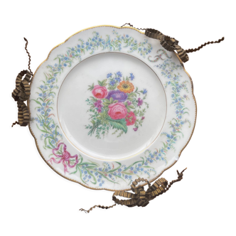 Collection plate Bathilde De Lupel June 9, 1874 on its support