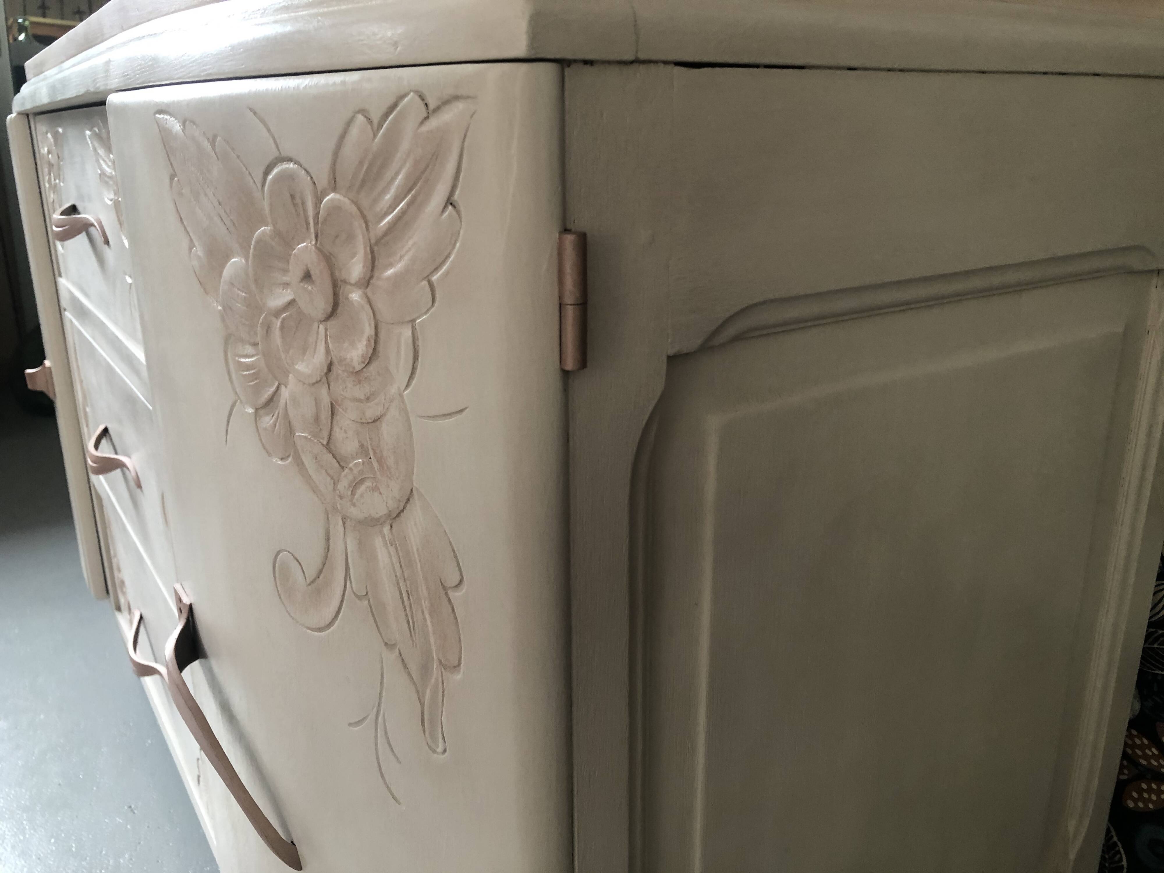 Commode Art Déco pied moustache  relookée