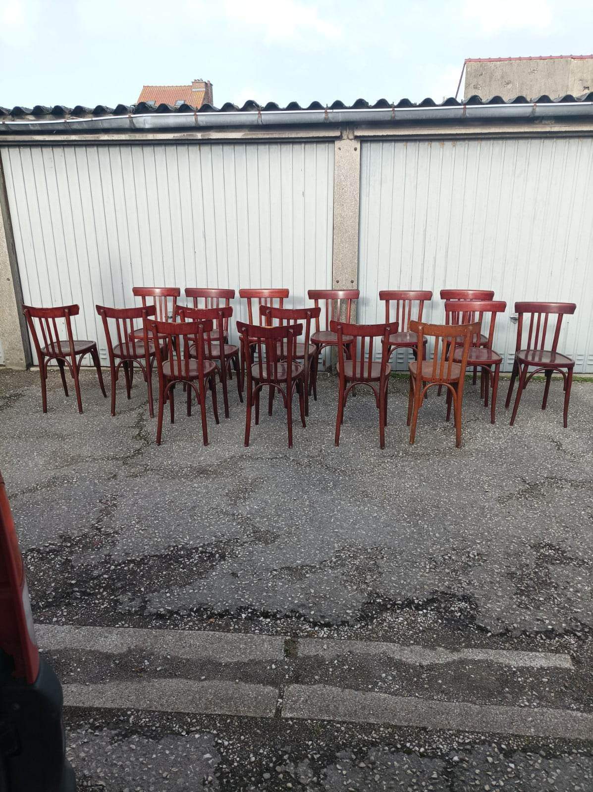Bistro lot 9 tables and 16 chairs mahieu Jule bry