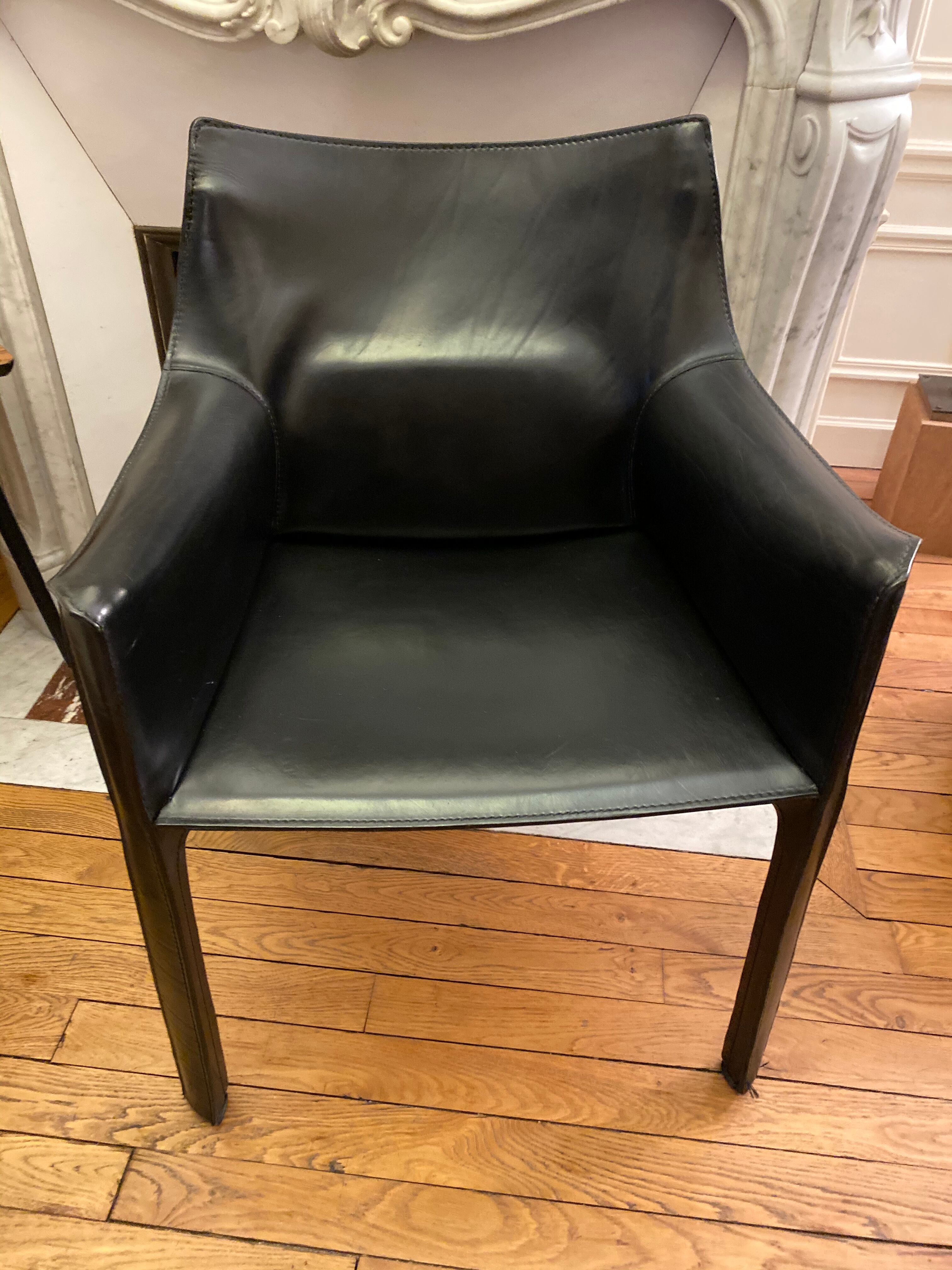 Cassina 413 Cab armchair