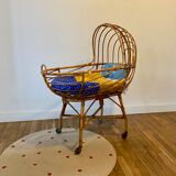 Cradle in rattan