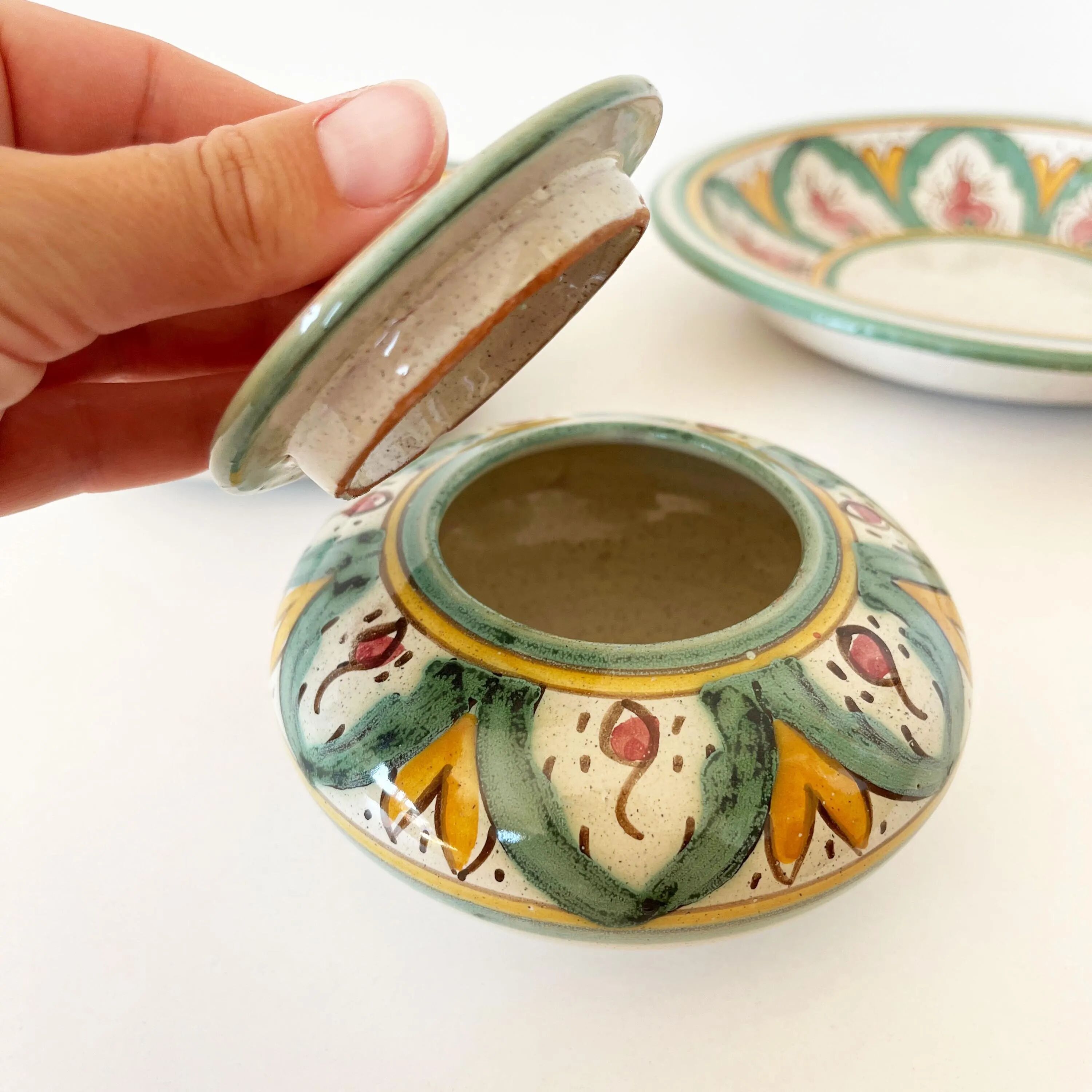 Vintage decorative ceramic dish set