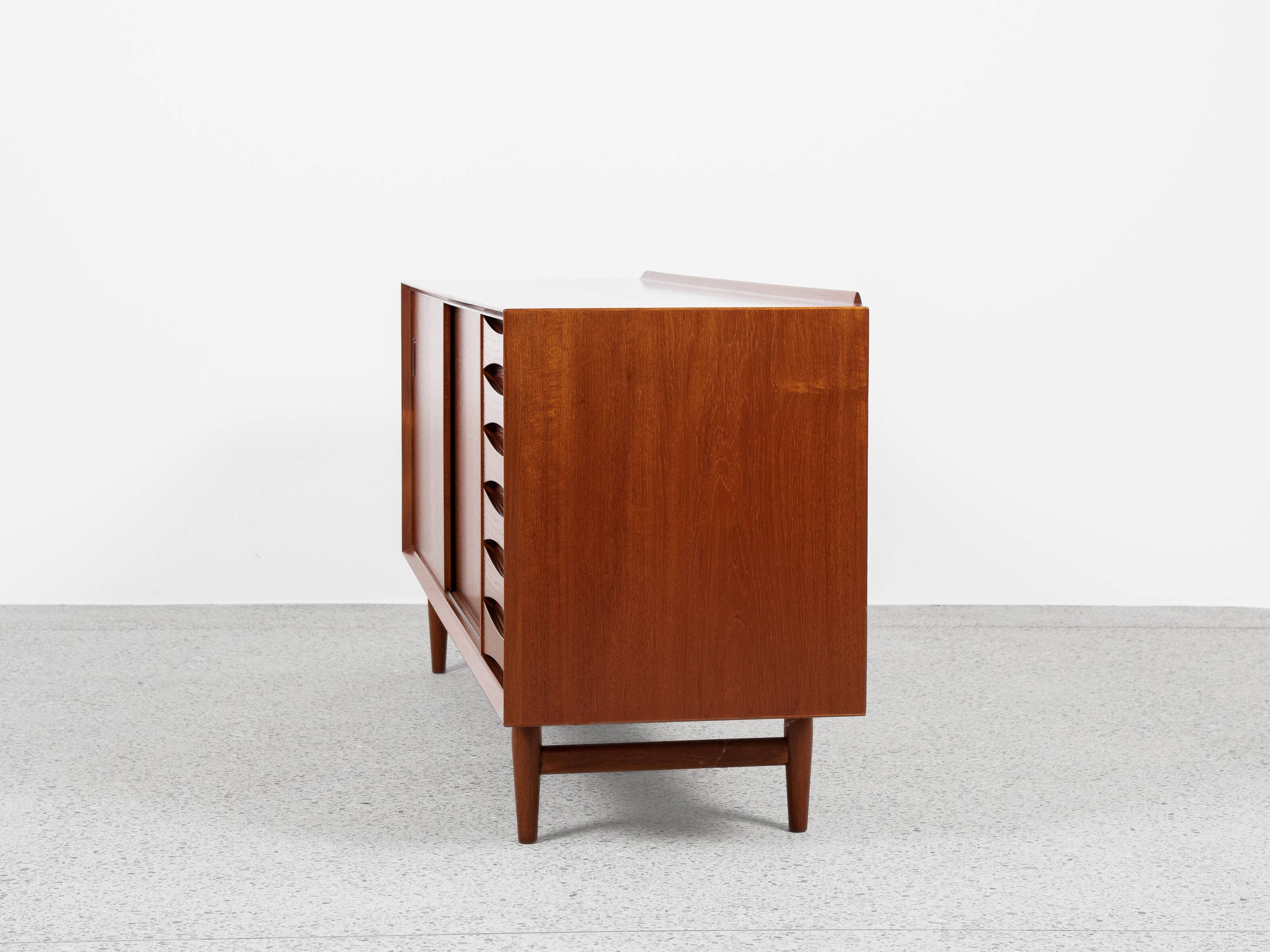 Midcentury Danish sideboard OS29 in teak by Arne Vodder for Sibast 1960s