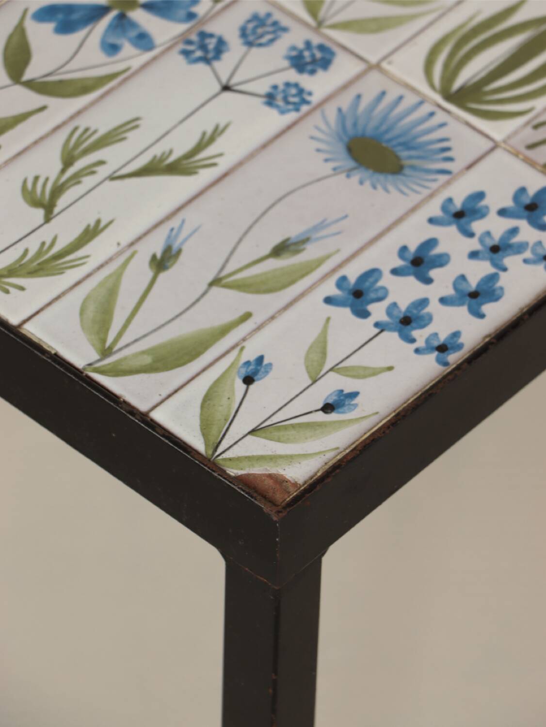 Roger Capron “flowers” coffee table