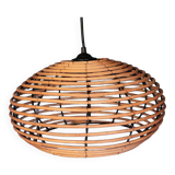 Luminaire suspendu en rotin et acier