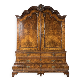 Dutch burr walnut cabinet ca. 1740