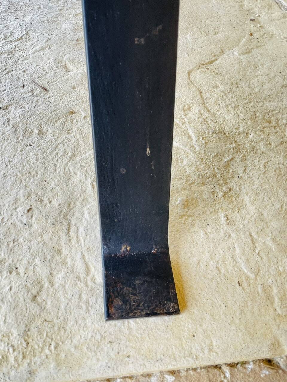 Table basse en céramique avec porte-magazine, circa 1970