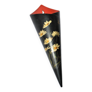 Vase cornet en ''laque