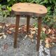 Tabouret tripode