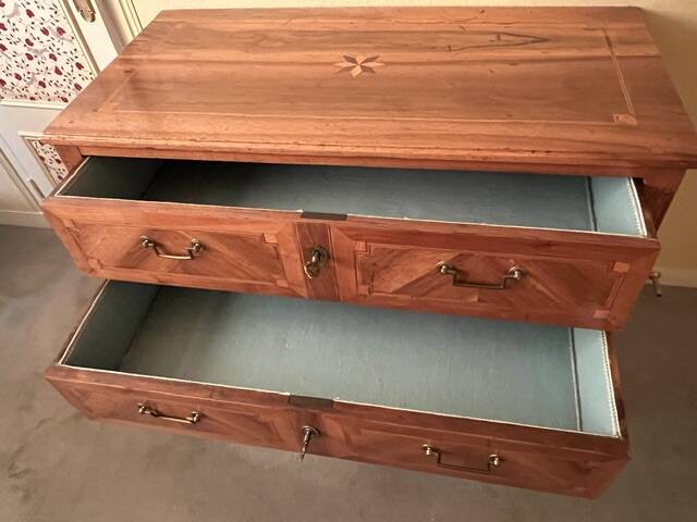 Commode