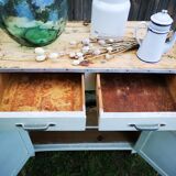 White parisian buffet