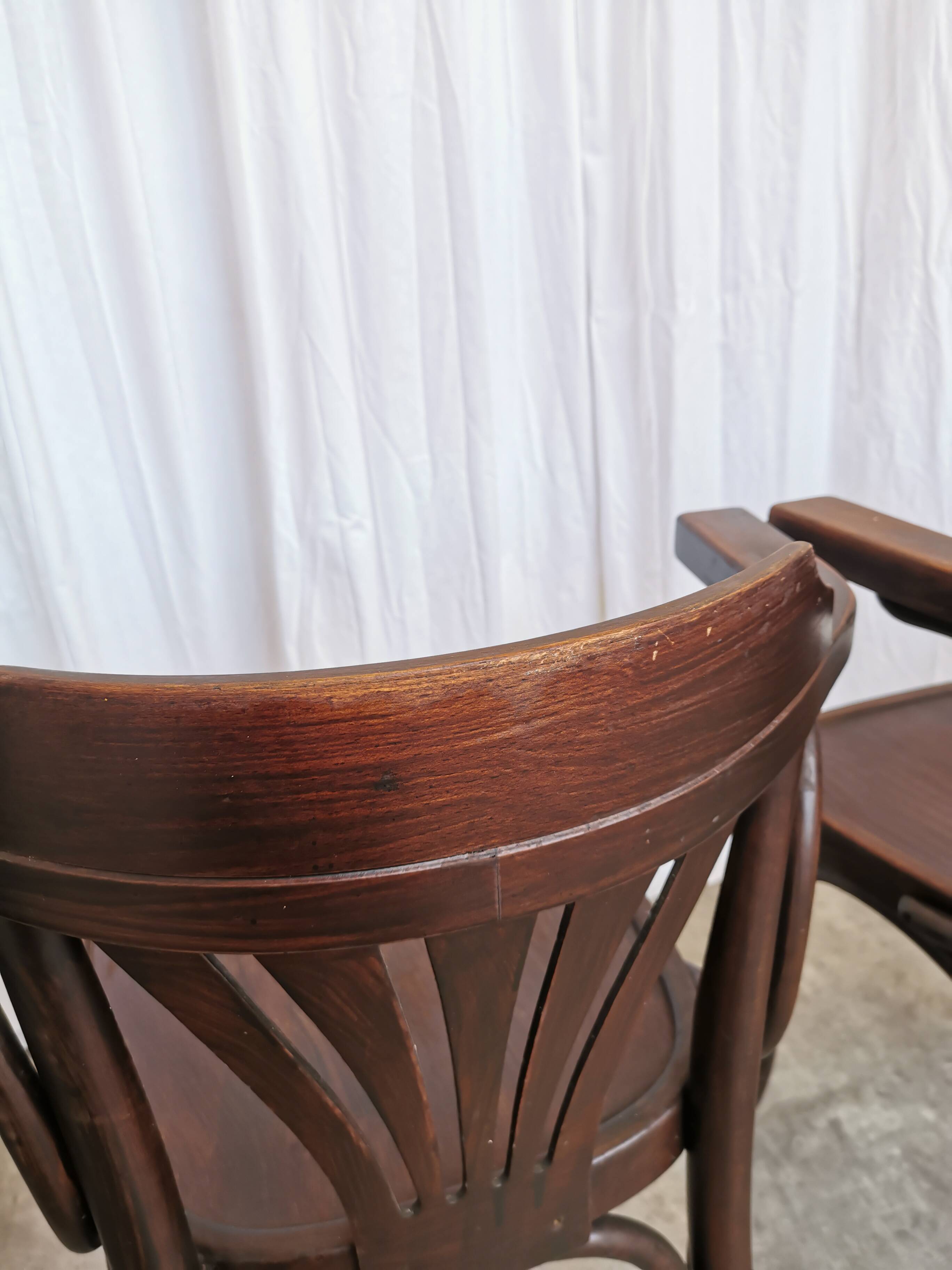 Set of 4 Vintage Bentwood Dining Chair: Mid-Century Thonet Style Armchair