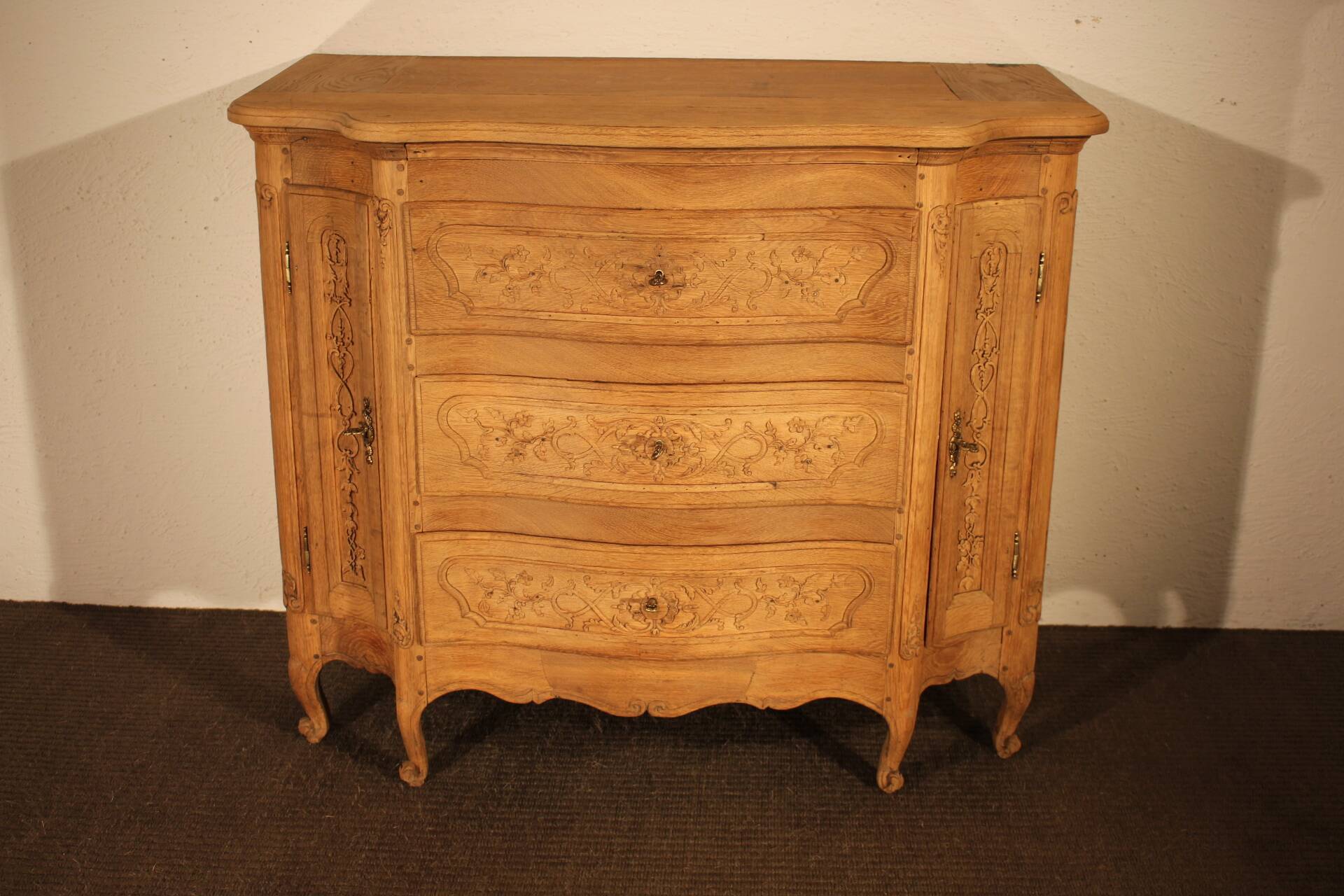 Commode bahut Louis XV