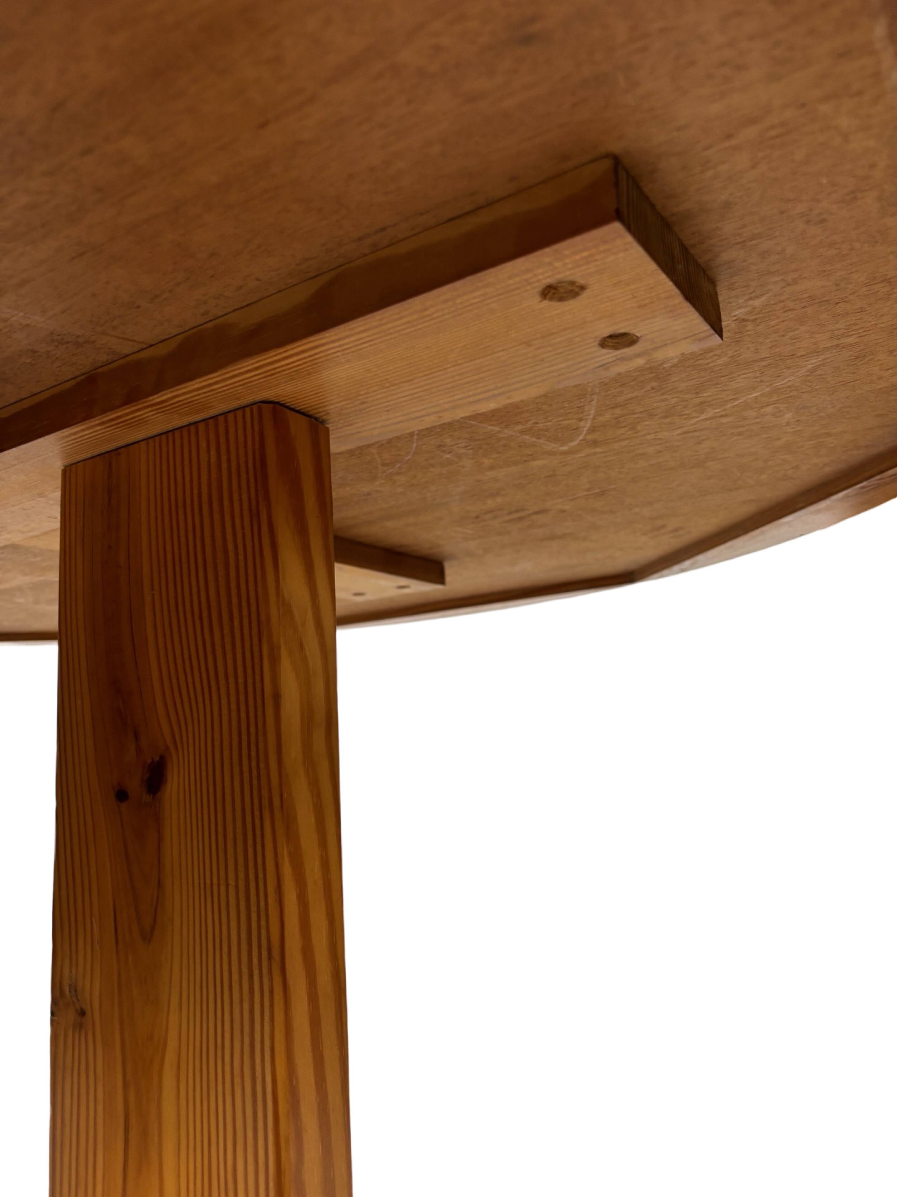 Vintage Design Pine Dining Table, Oval Table from the 1970s