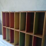 Lockers to hang or lay