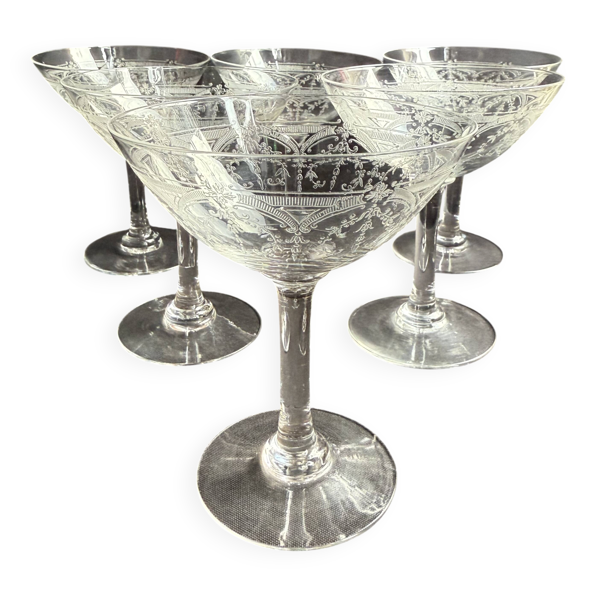6 champagne coupes Saint Louis service Manon