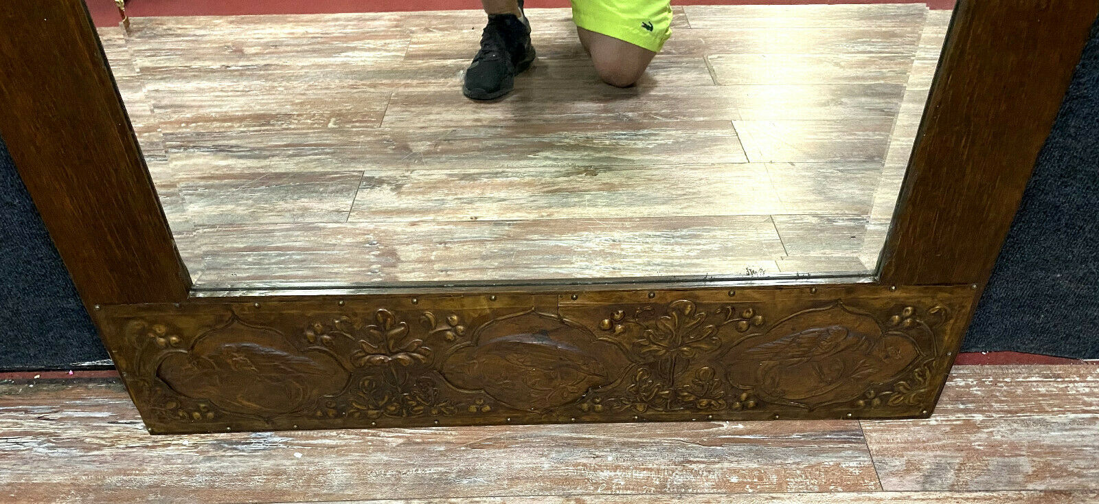 Mirror era art Nouveau in natural wood and copper pushed back - 188x92cm