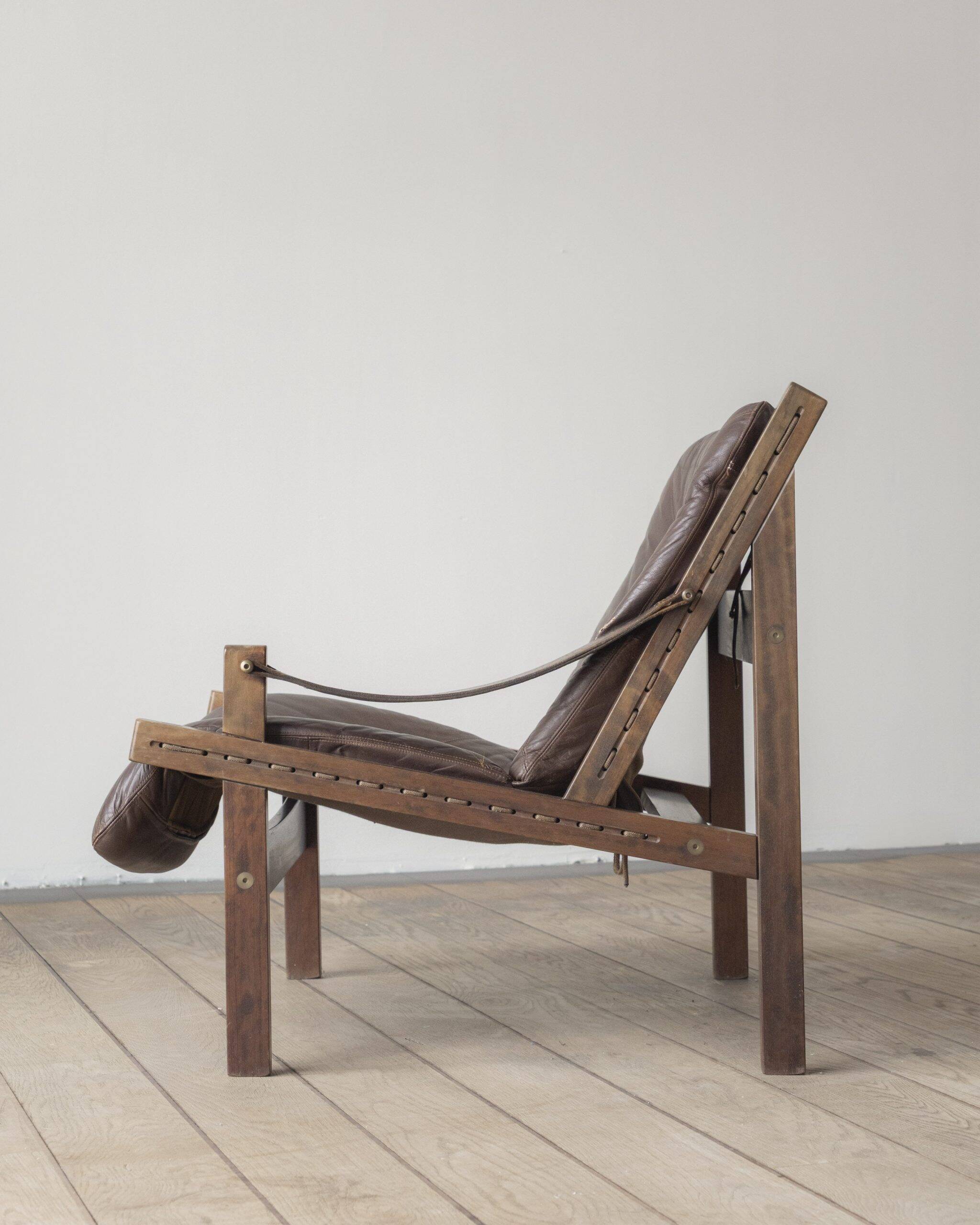 Paire de fauteuils conçus par Torbjørn Afdal en 1962