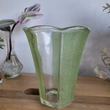 Vase en verre granité vert