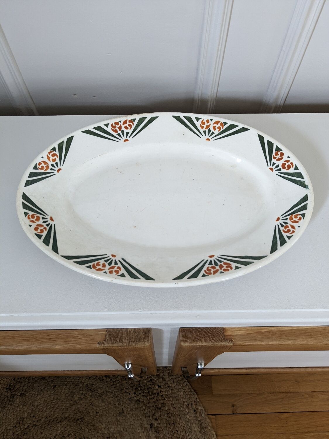 Oval dish "labrut frères"