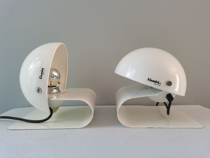 Pair of Guzzini lamps by Giuseppe Cormio "Bugia"