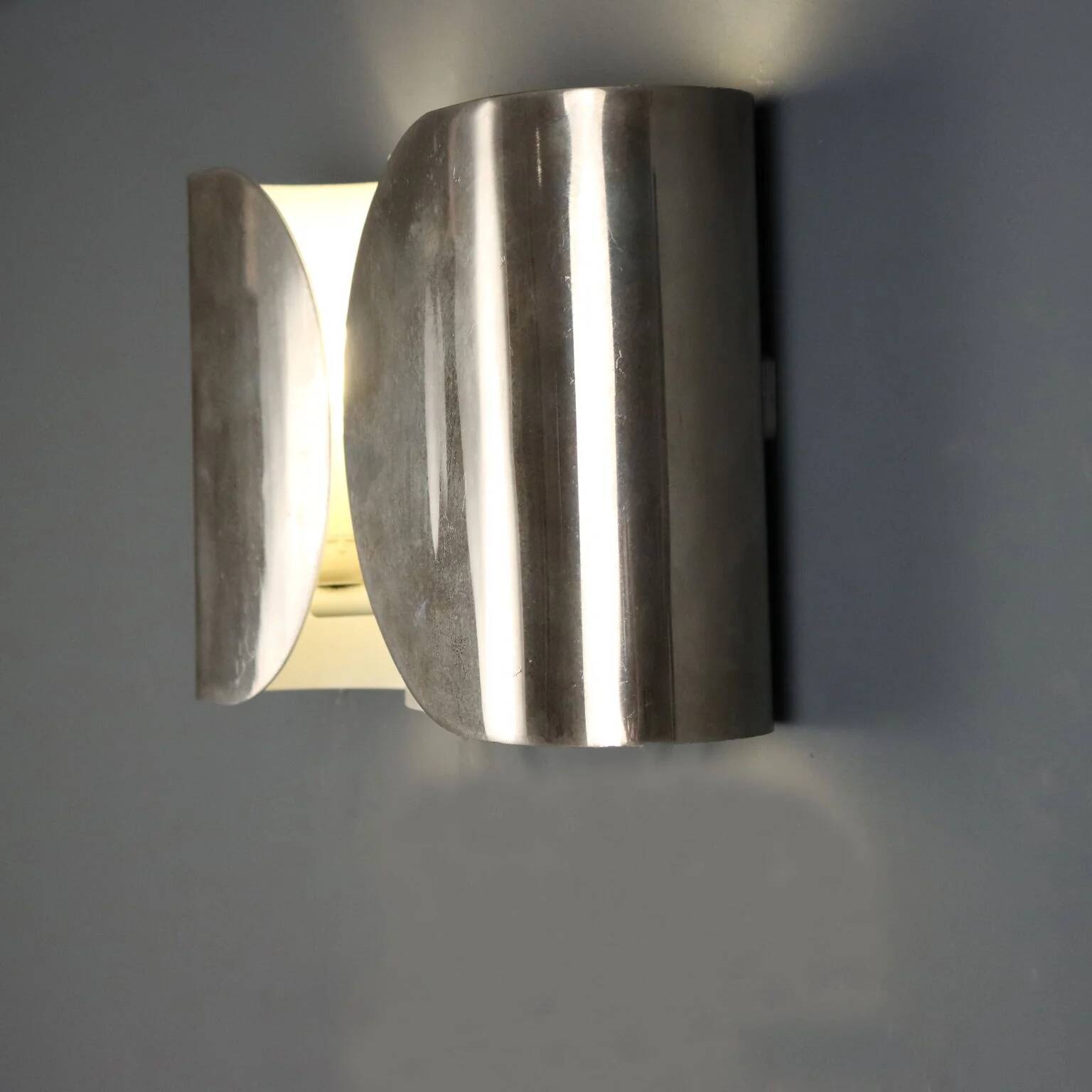 Vintage wall lamp Flos Foglio, design by Tobia Scarpa, 1980s.