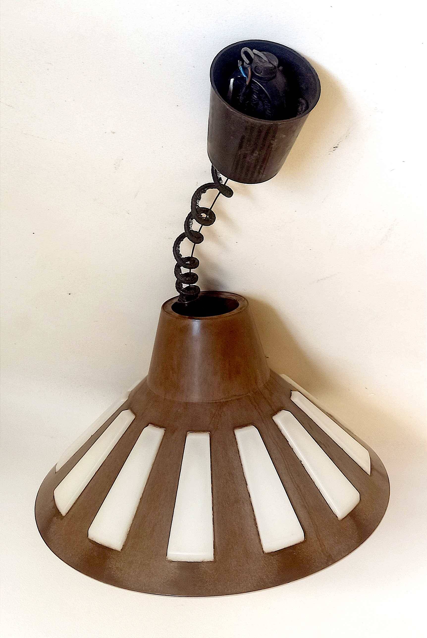 Bakelite pendant light up and down 70s Diameter 40 cm