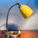 Lampe des années 50 laiton et métal moutarde, superbe