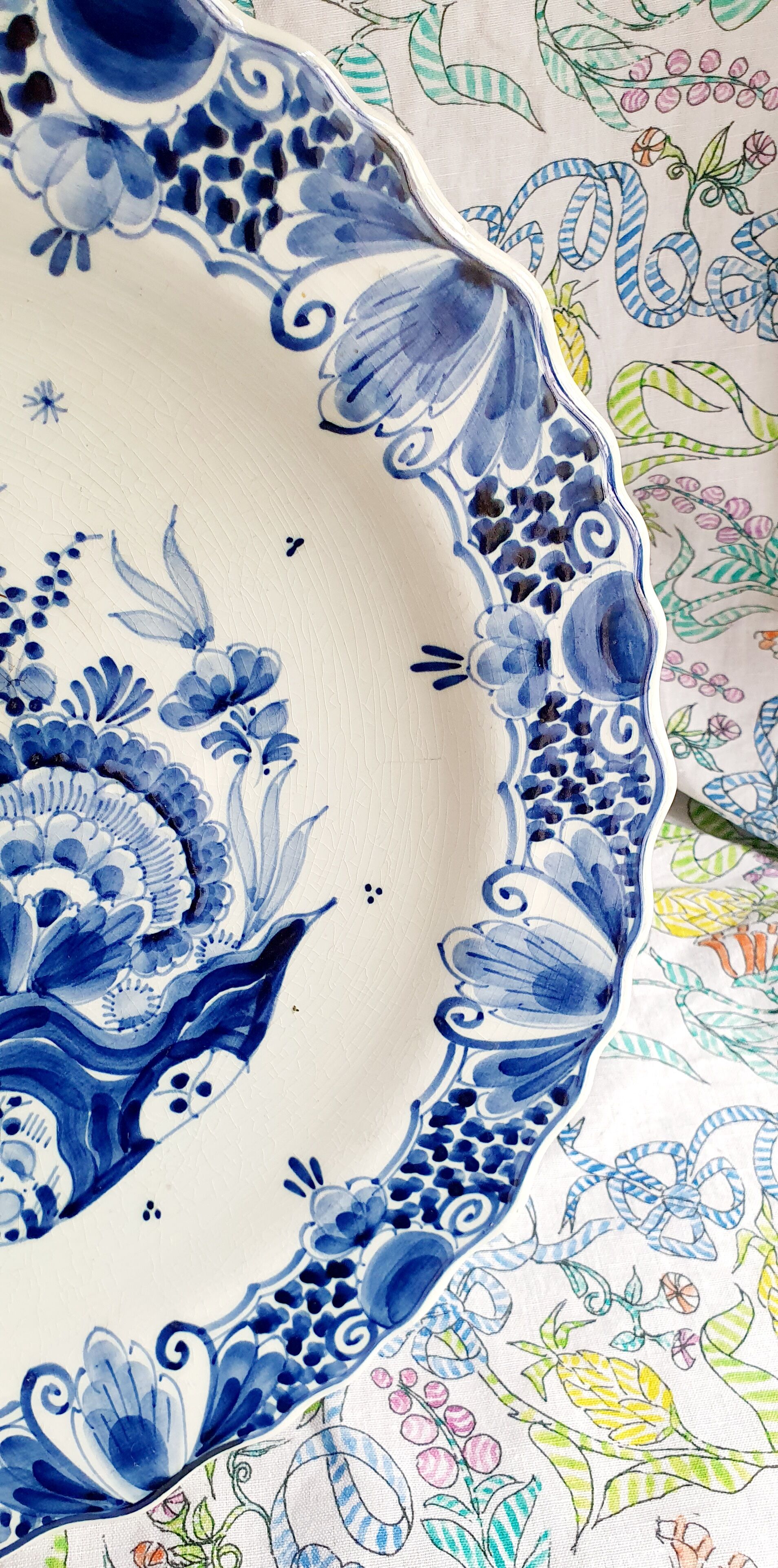 Large hand-painted Royal Delft Blue Holland dish