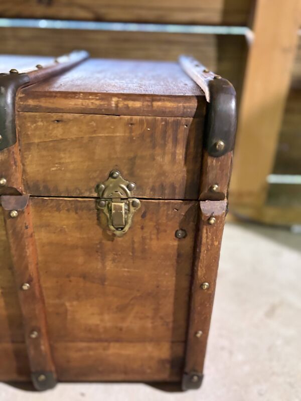 Malle de voyage ancienne